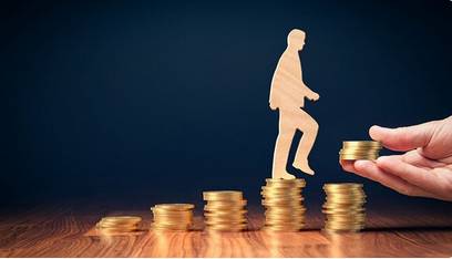 قوی ترین تلقین ثروت باتغییر  تقدیر به صورت عبارت تاکیدی تکرار شونده